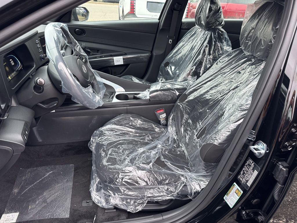 New 2026 Hyundai Elantra SEL Sport image 7