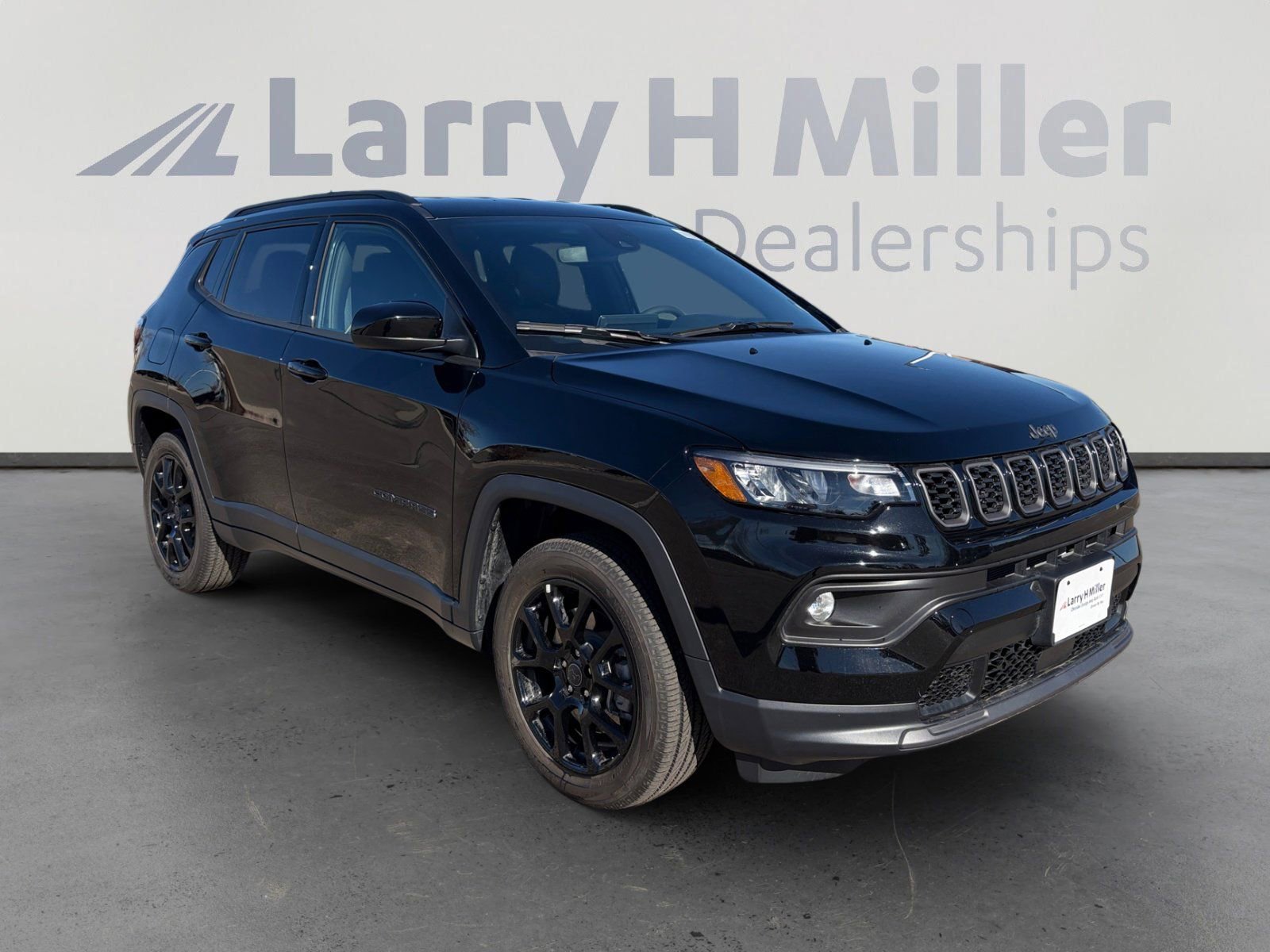 New 2026 Jeep Compass Latitude AWD/4WD image 8