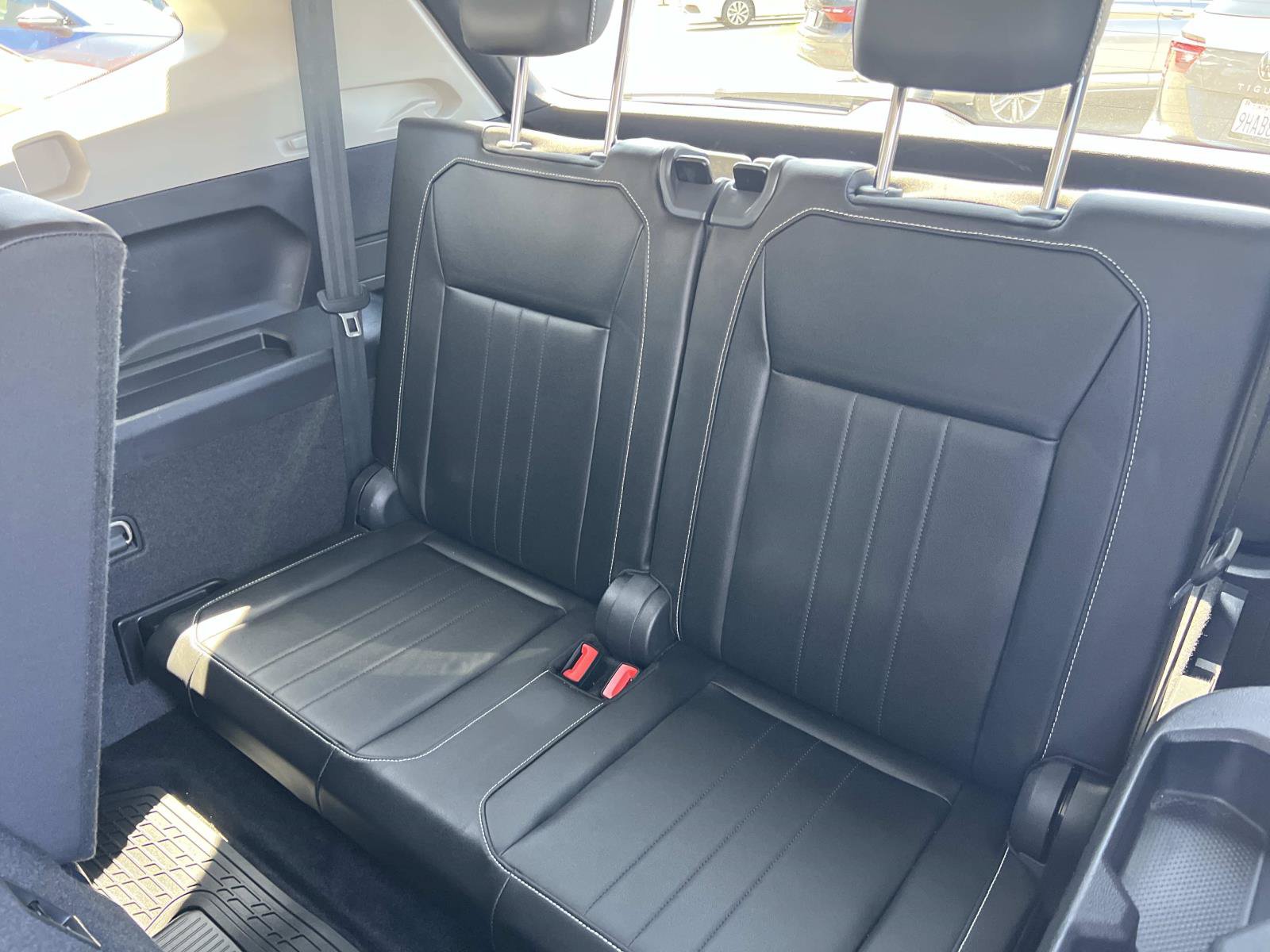 Certified 2023 Volkswagen Tiguan SE FWD image 22