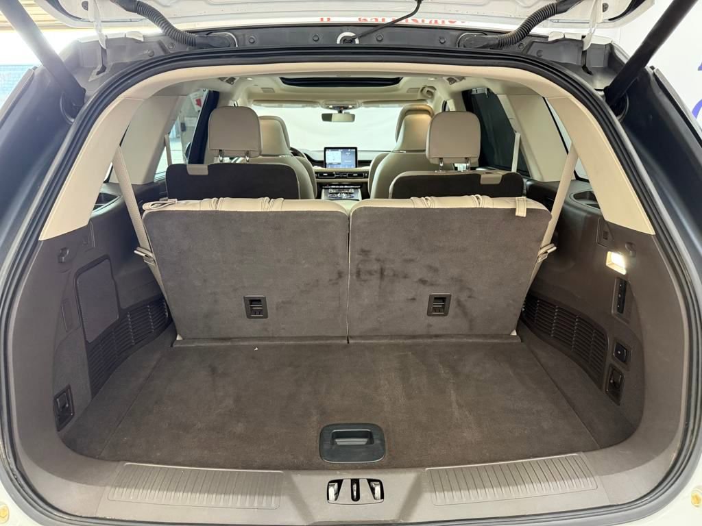 Used 2022 Lincoln Aviator Reserve image 21
