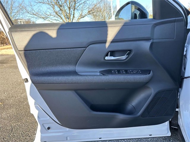 New 2026 Nissan Kicks SV w/ SV Premium Package image 14