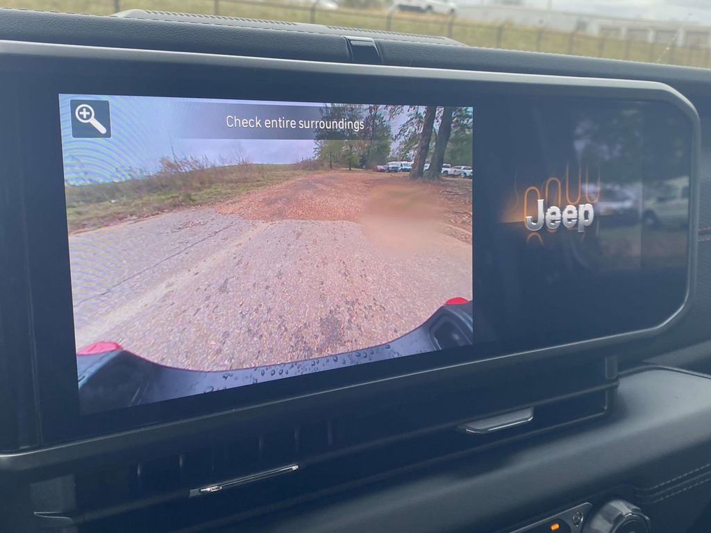 New 2026 Jeep Gladiator Rubicon AWD/4WD image 24