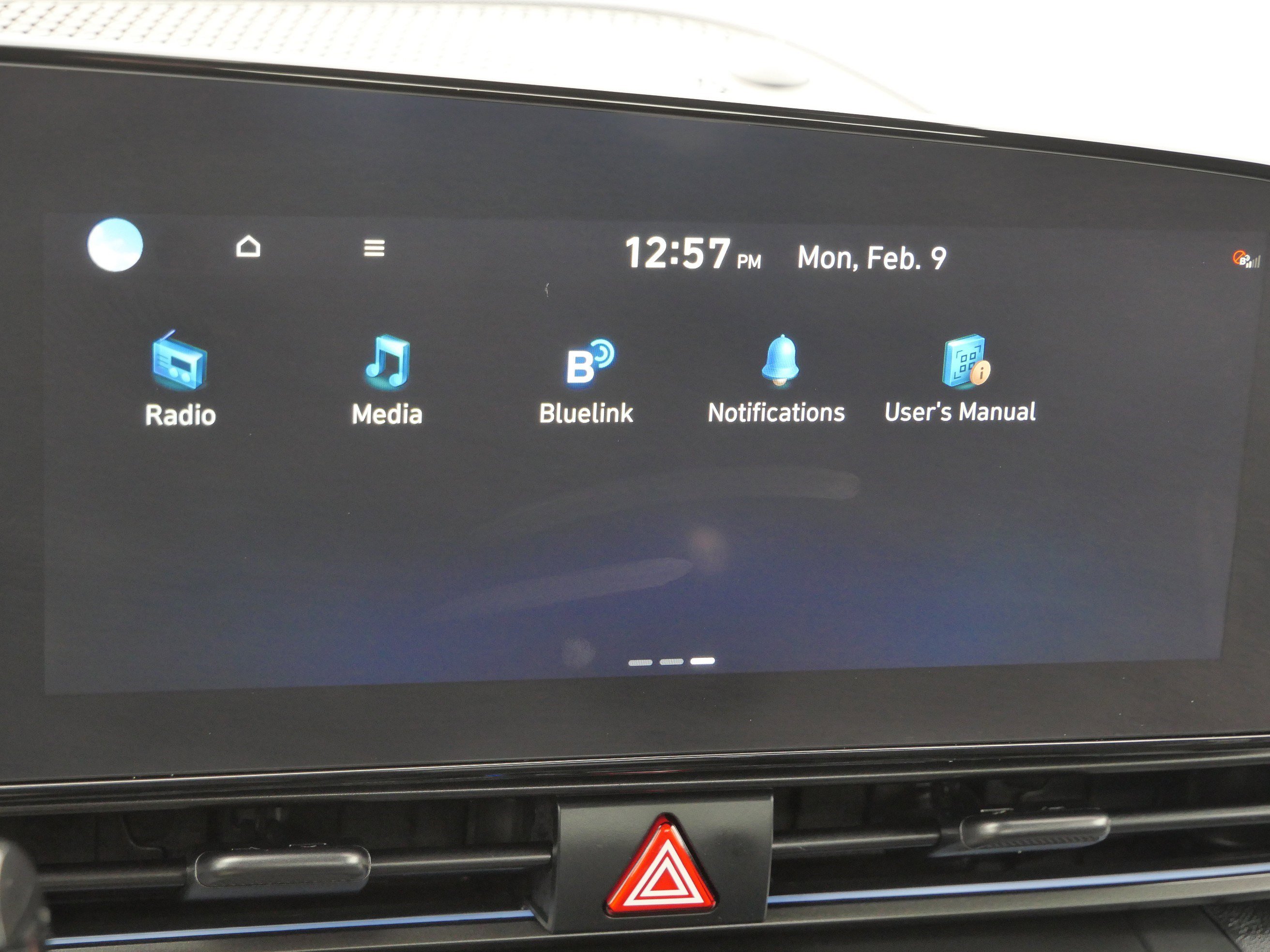 Used 2025 Hyundai Elantra SEL image 30