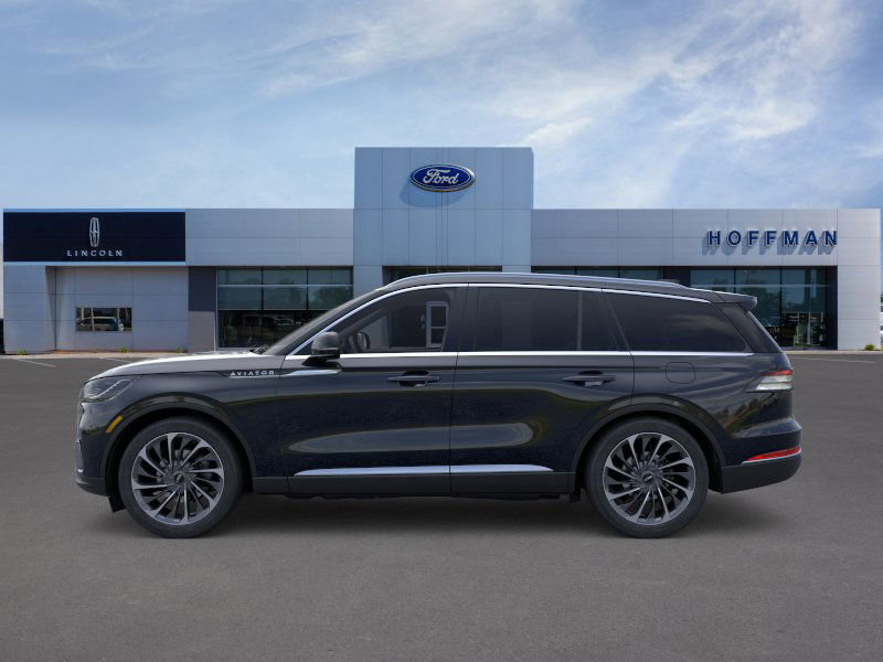 New 2025 Lincoln Aviator Reserve w/ Luxury Package image 3