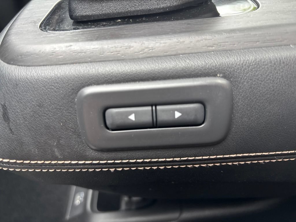 Certified 2023 Nissan Ariya FWD image 34