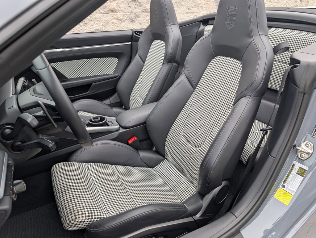 Certified 2024 Porsche 911 Turbo image 5