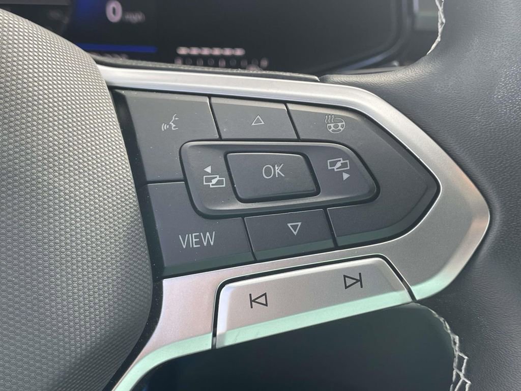 Used 2025 Volkswagen Taos S AWD/4WD image 20