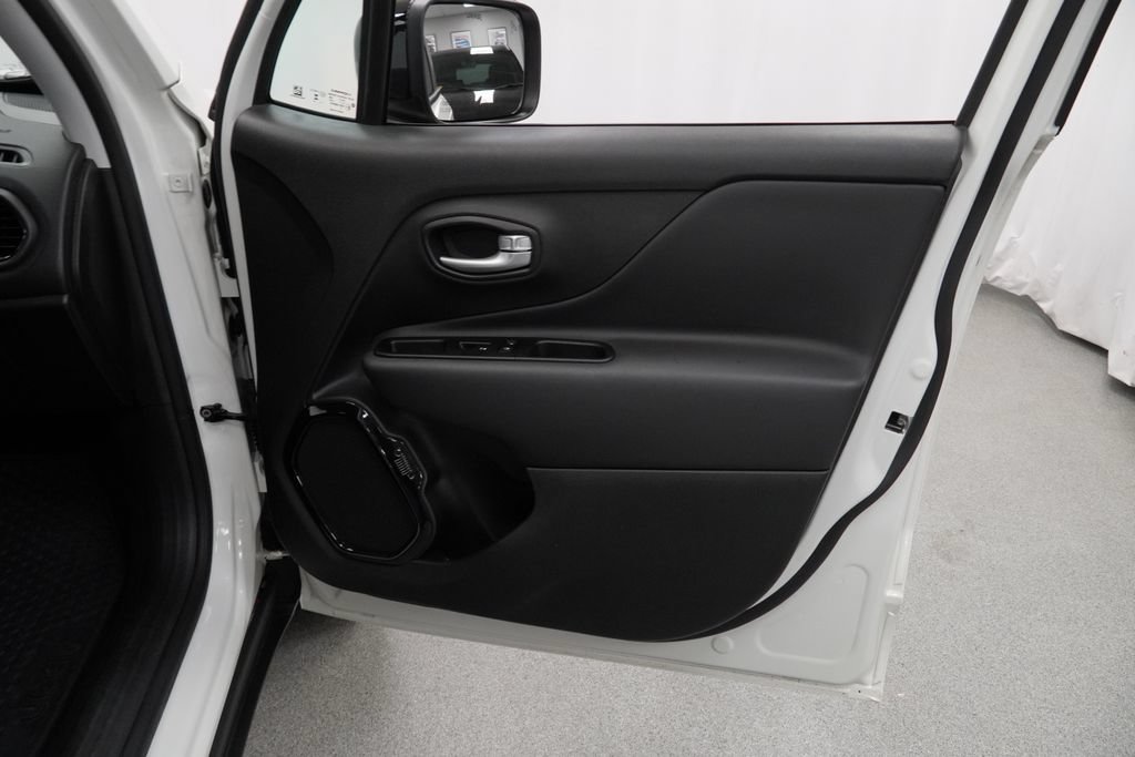 Certified 2023 Jeep Renegade Altitude AWD/4WD image 46
