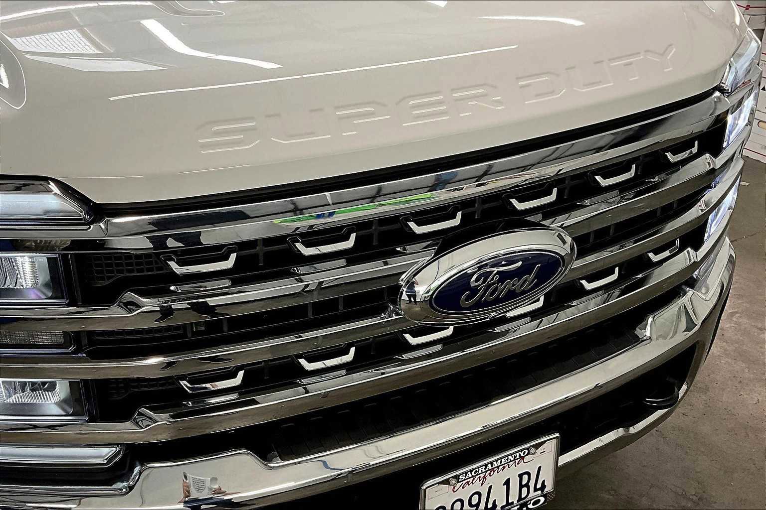 Used 2024 Ford F350 Lariat image 31