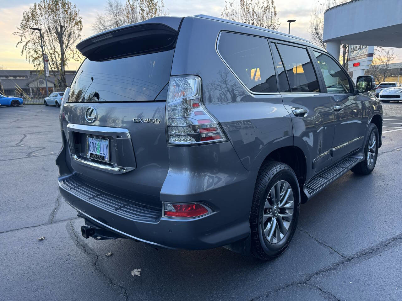 Used 2017 Lexus GX 460 Luxury w/ Preferred Accessory Package image 5