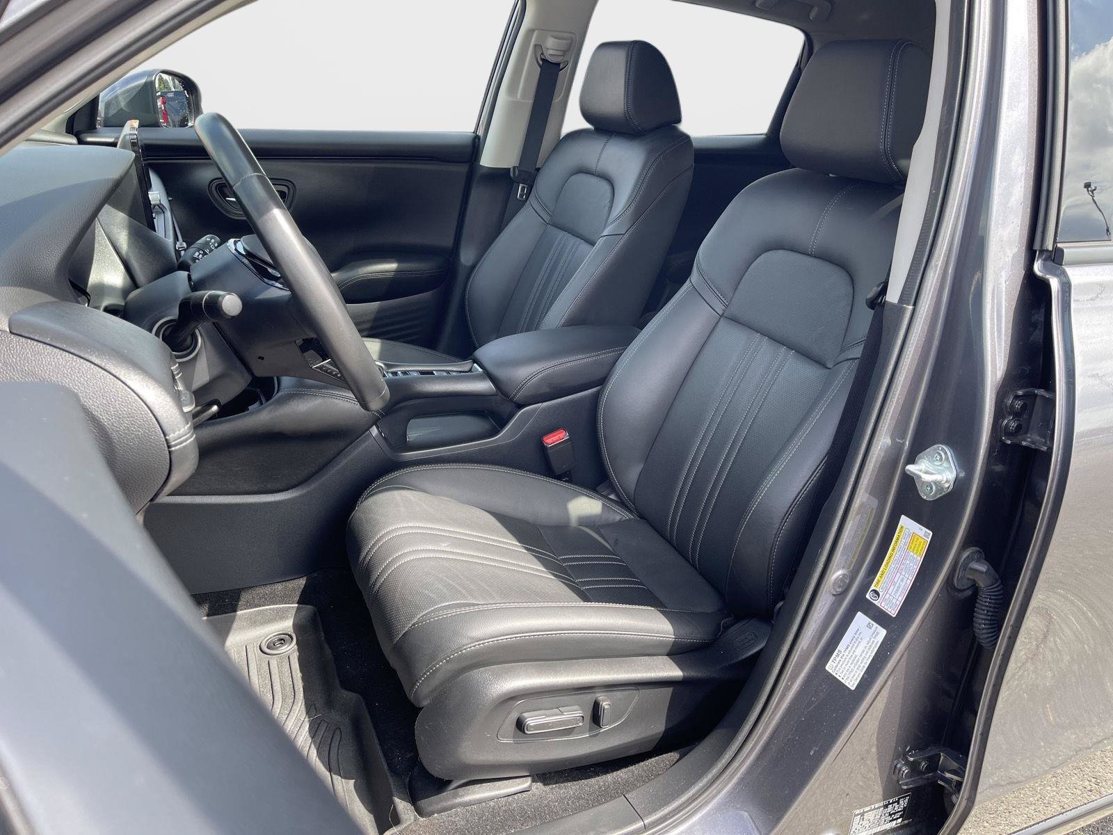 Used 2025 Honda HR-V EX-L image 14