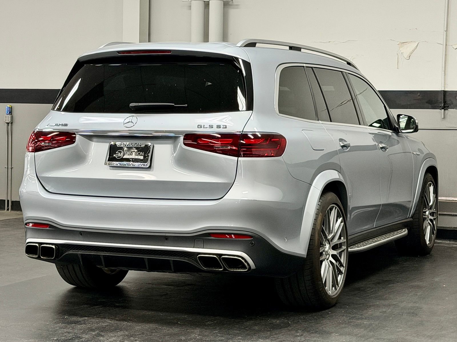 Used 2024 Mercedes-Benz GLS 63 AMG 4MATIC image 12