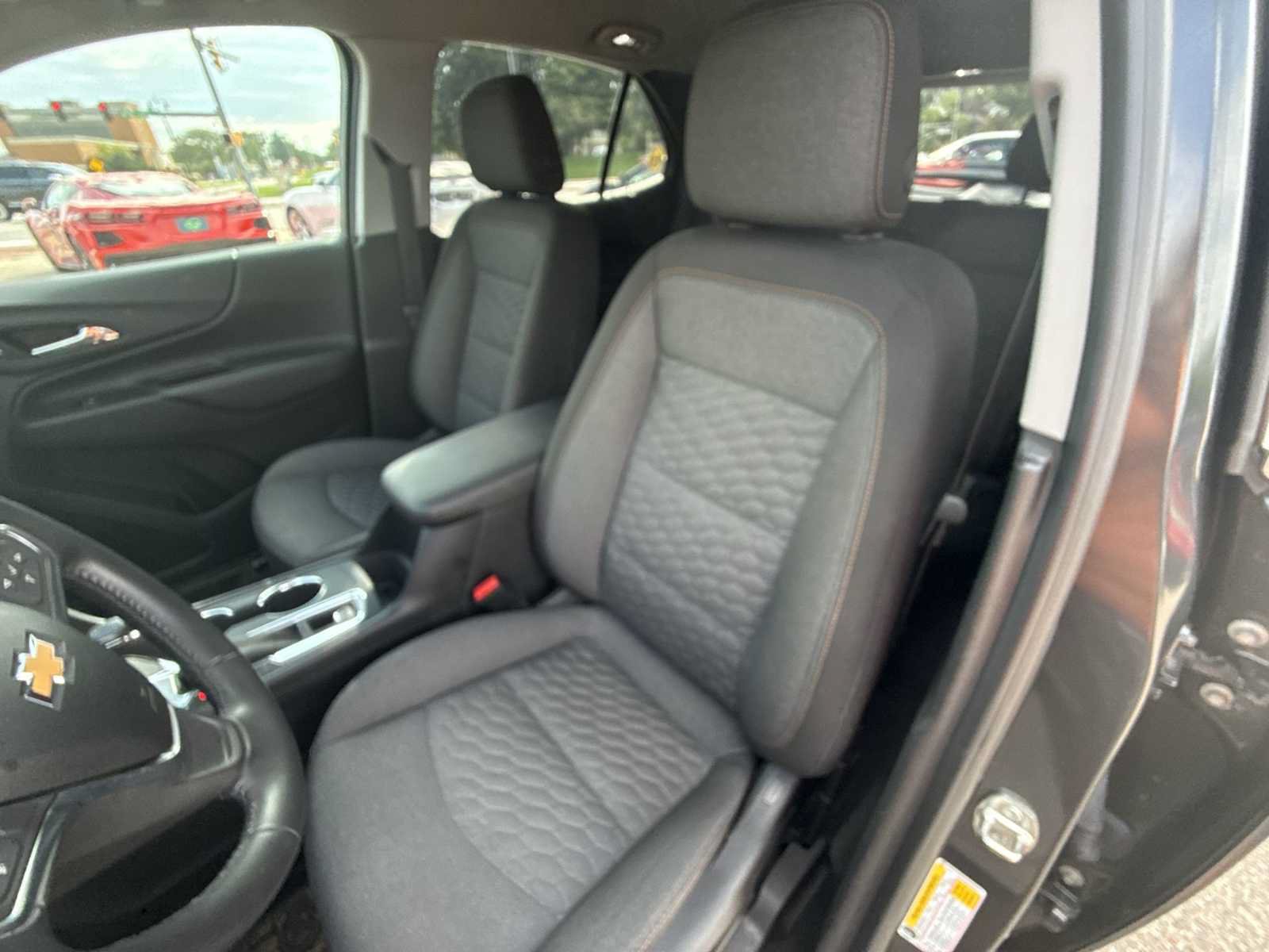 Certified 2018 Chevrolet Equinox LT AWD/4WD image 18