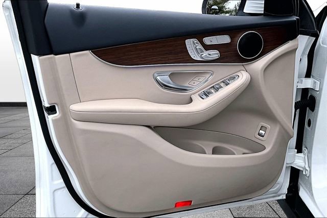 Certified 2022 Mercedes-Benz GLC 300 4MATIC image 23