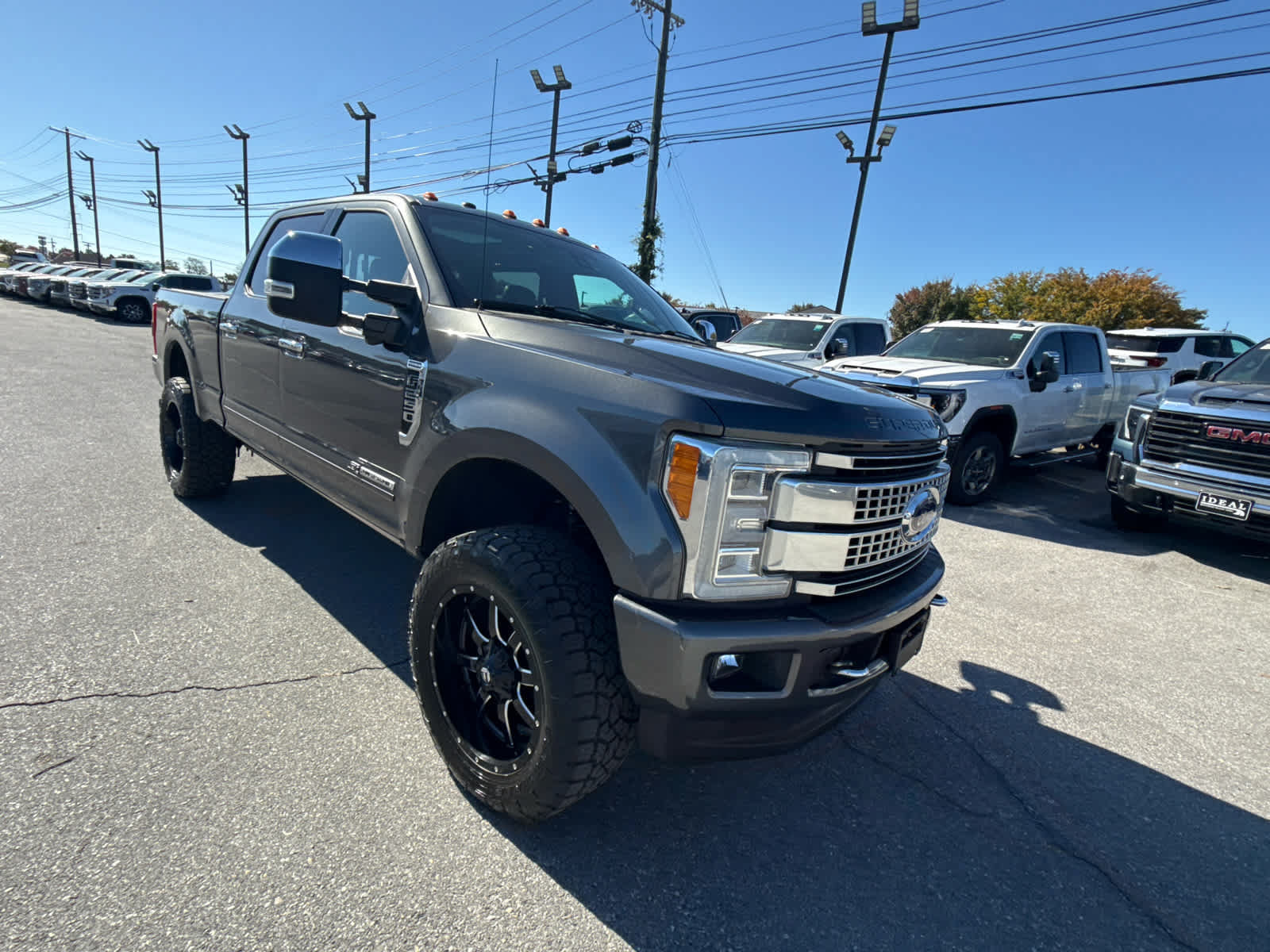 Used 2017 Ford F250 Platinum w/ Platinum Ultimate Package AWD/4WD image 31