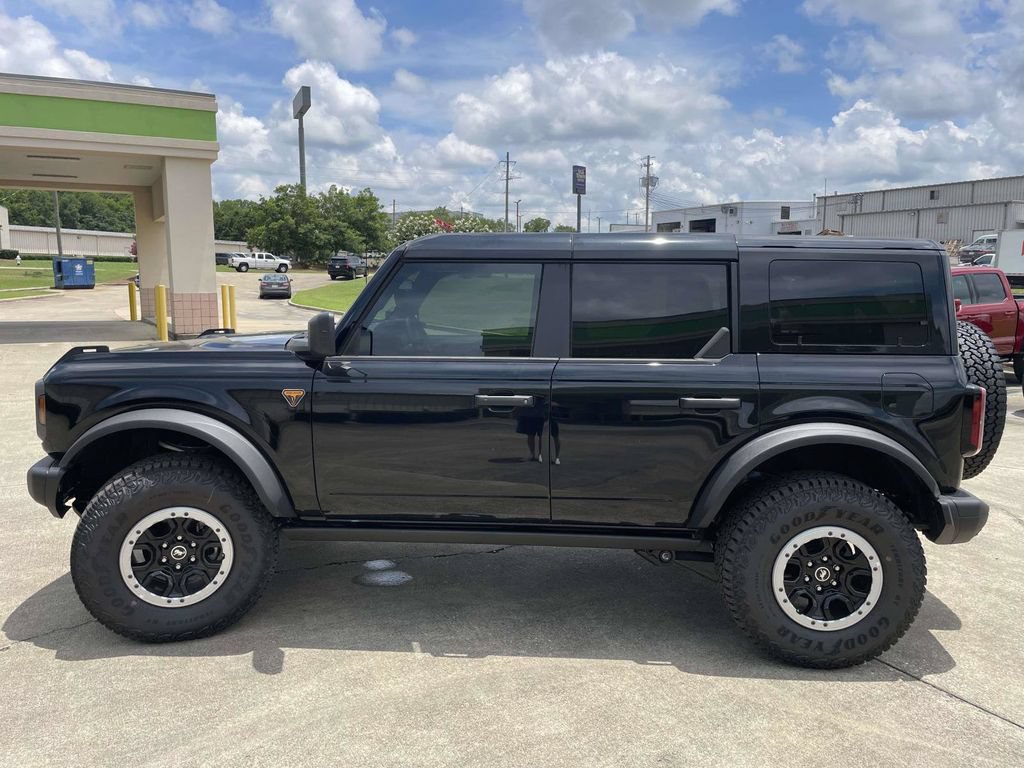 New 2025 Ford Bronco Badlands w/ Sasquatch Package AWD/4WD image 6