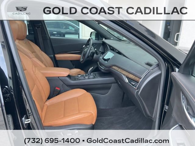 Certified 2023 Cadillac XT4 Premium Luxury image 7