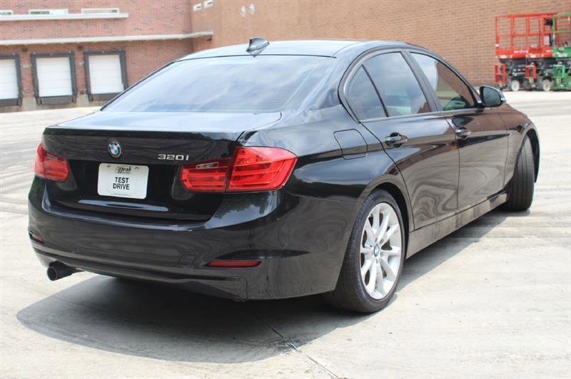 Used 2014 BMW 320i Sedan RWD image 8