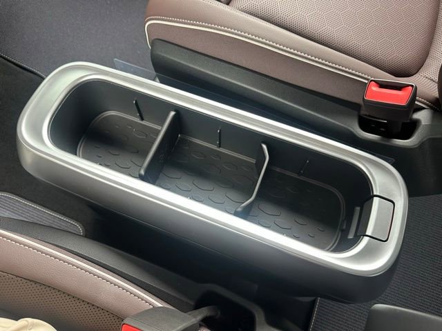 New 2025 Volkswagen ID. Buzz Pro S image 38