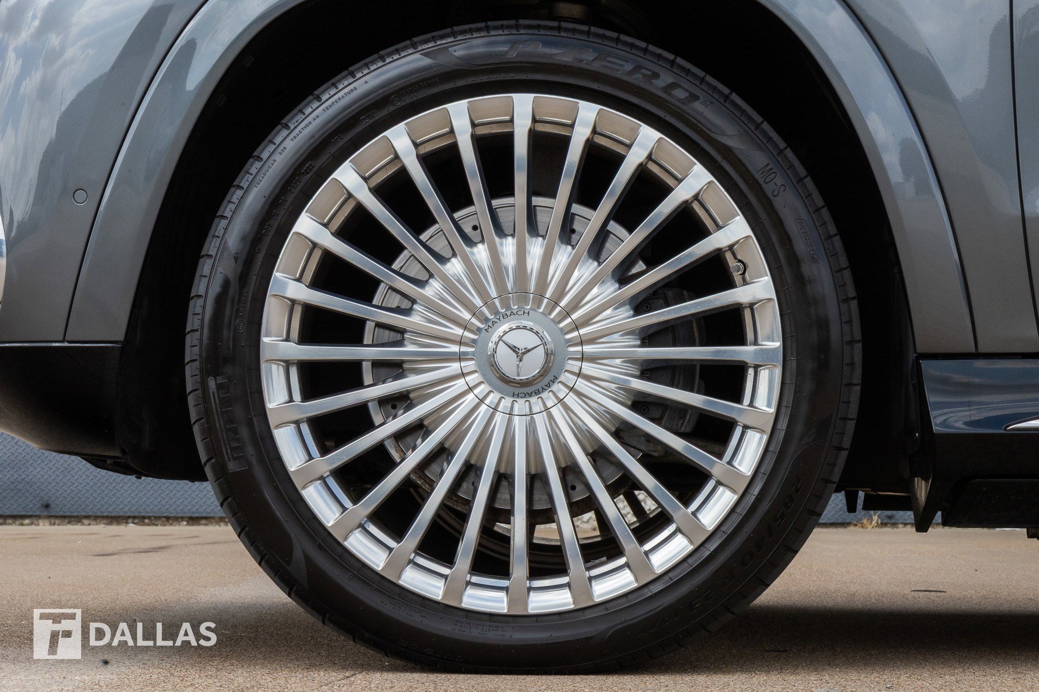 Used 2023 Mercedes-Benz Maybach GLS 600 4MATIC image 9