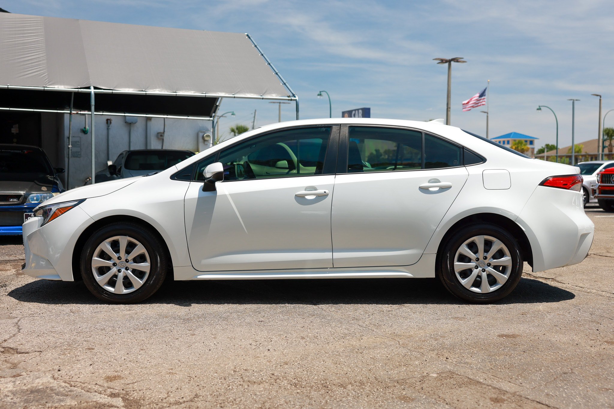 Used 2024 Toyota Corolla LE FWD image 4
