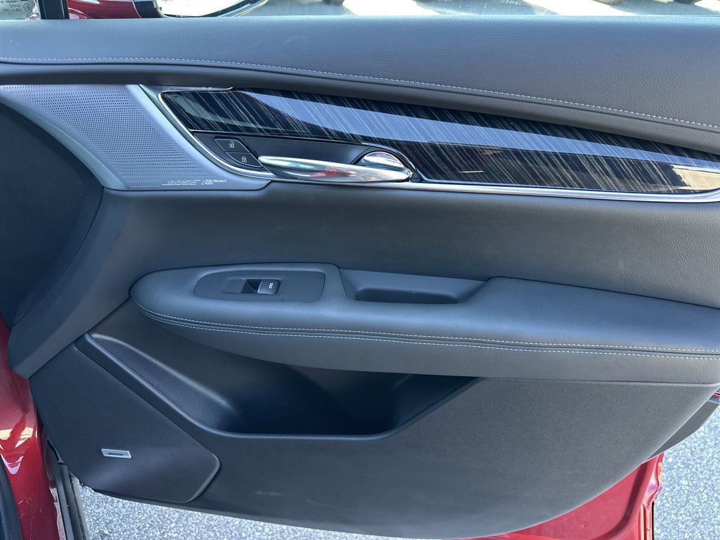 New 2025 Cadillac XT6 Premium Luxury w/ Technology Package image 35