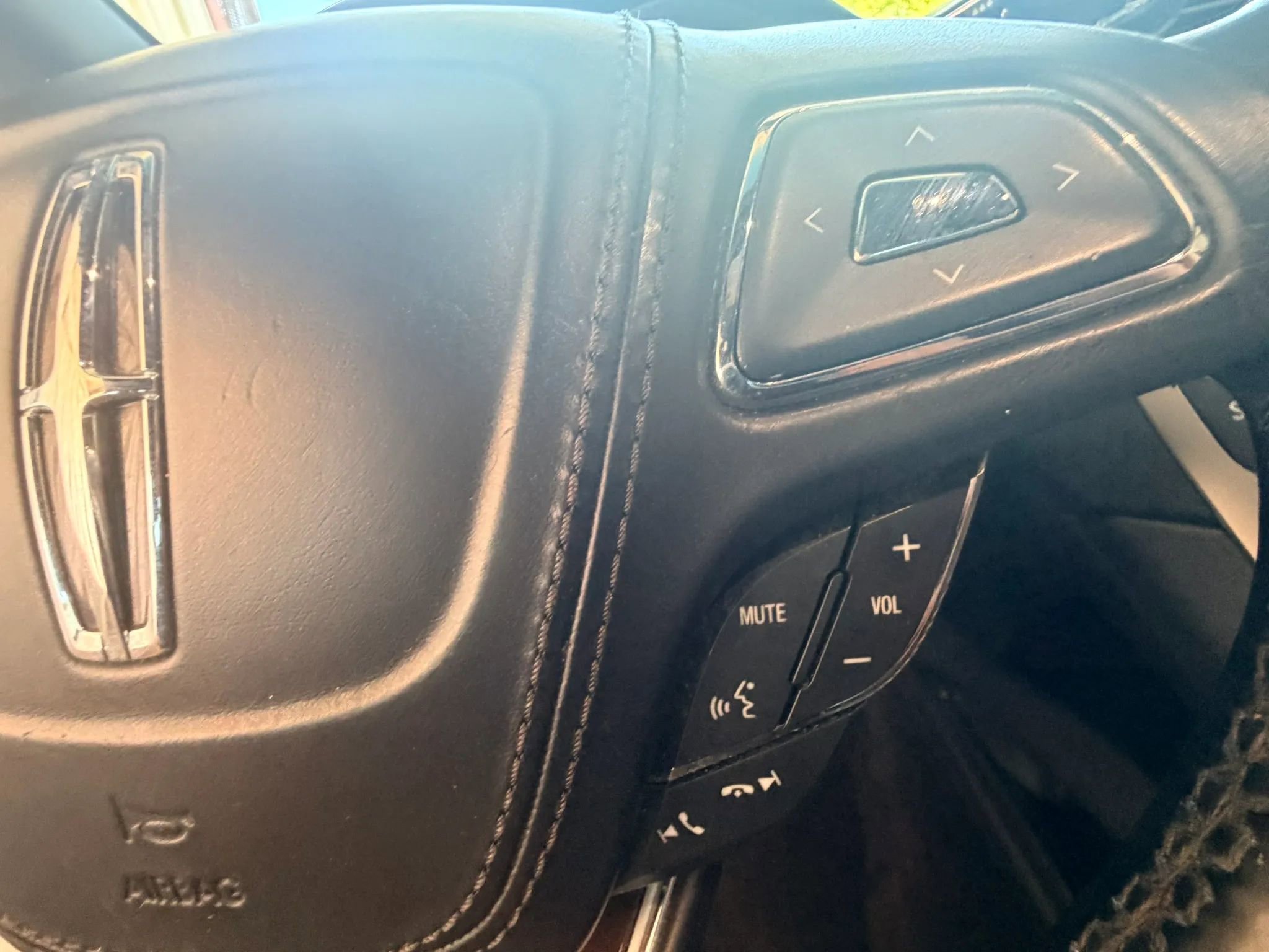 Used 2017 Lincoln MKZ Reserve w/ Climate Package image 18