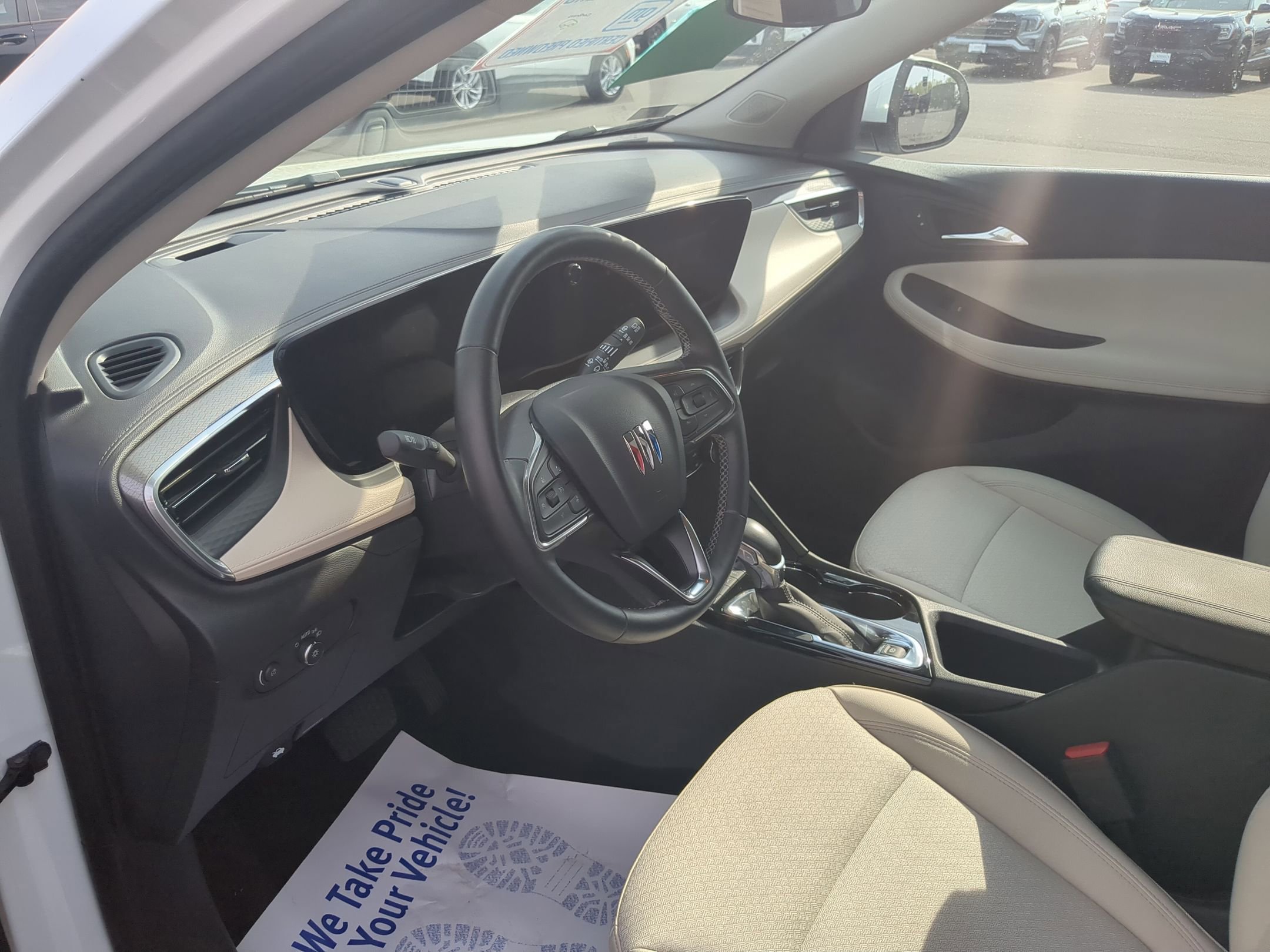 Certified 2024 Buick Encore GX Preferred w/ Comfort Package image 9