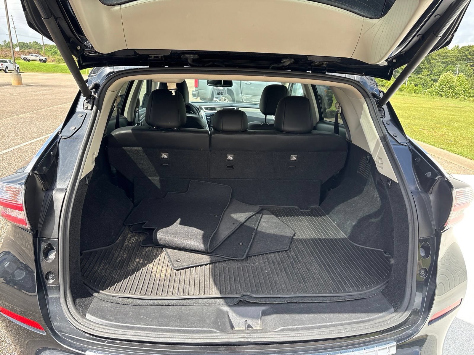 Used 2017 Nissan Murano SL w/ SL Technology Package FWD image 6