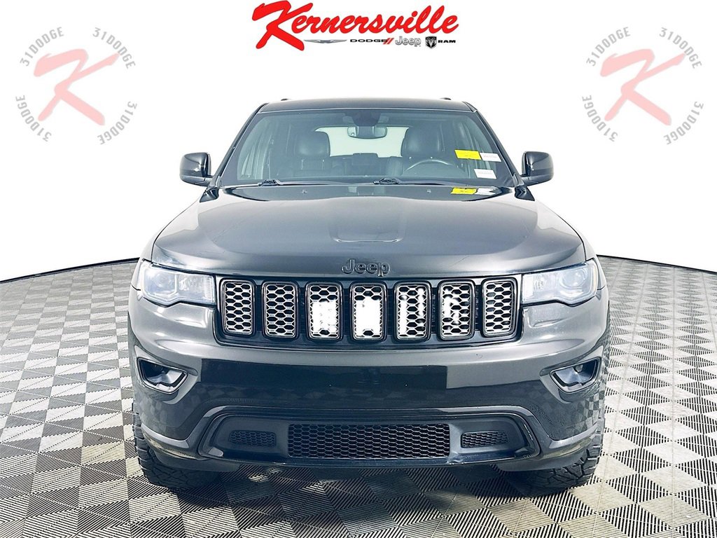 Used 2020 Jeep Grand Cherokee Altitude image 2