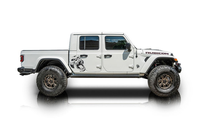 Used 2022 Jeep Gladiator Rubicon w/ LED Lighting Group AWD/4WD image 2