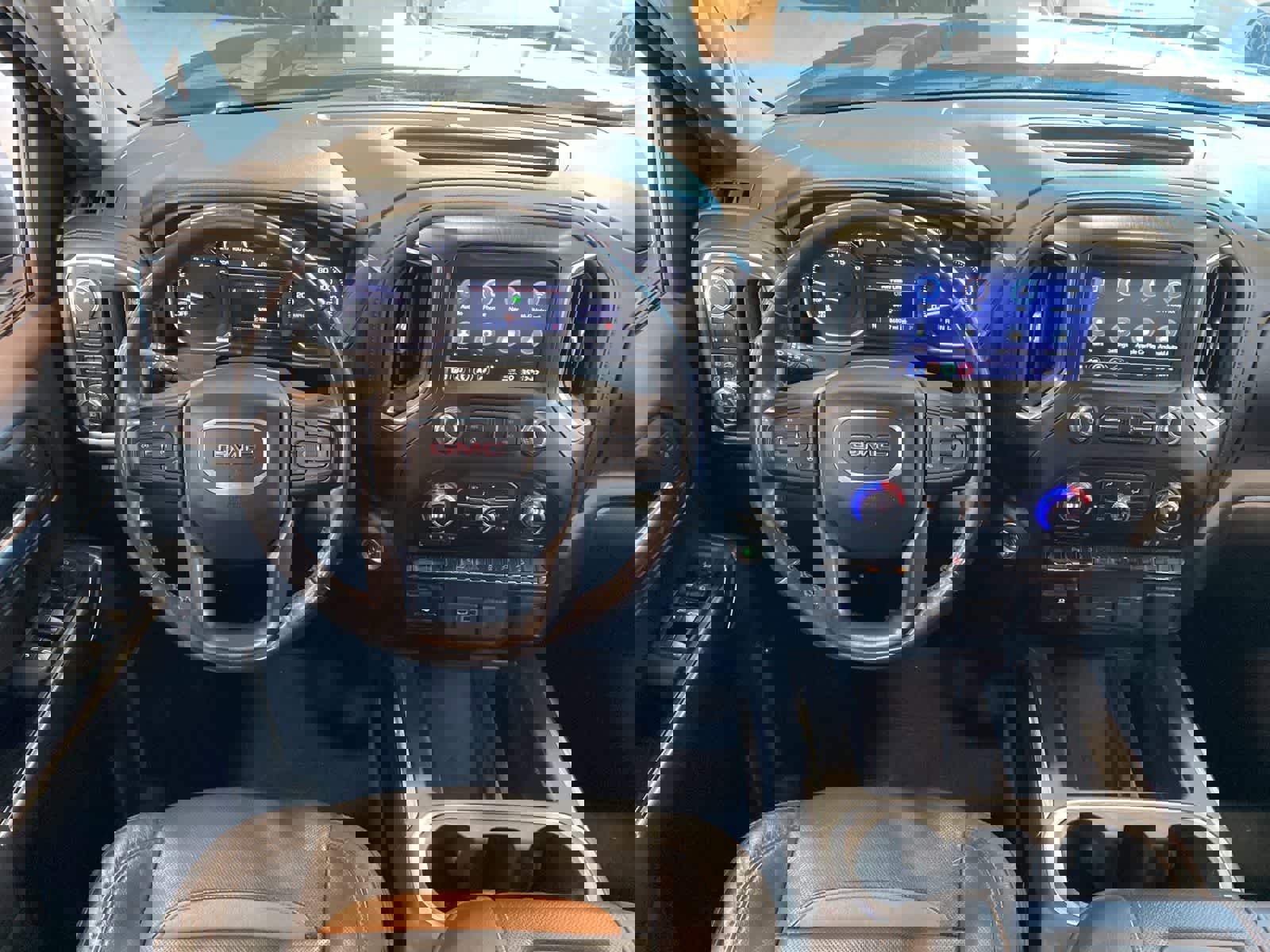 Used 2019 GMC Sierra 1500 AT4 w/ AT4 Premium Package image 15