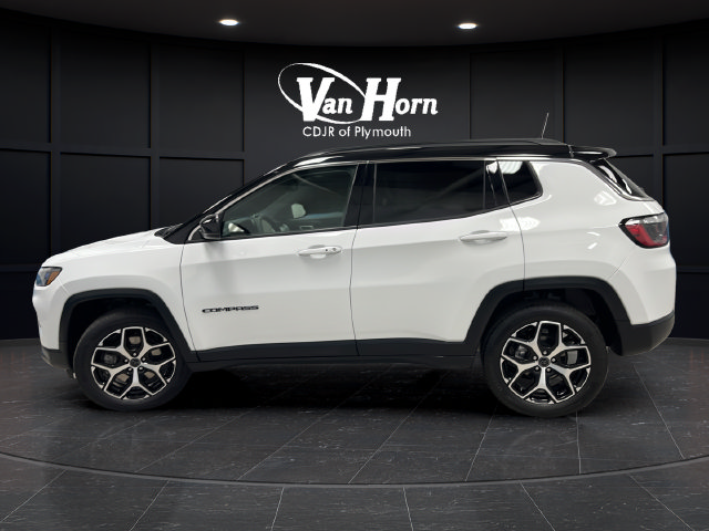 Used 2025 Jeep Compass Limited AWD/4WD image 4