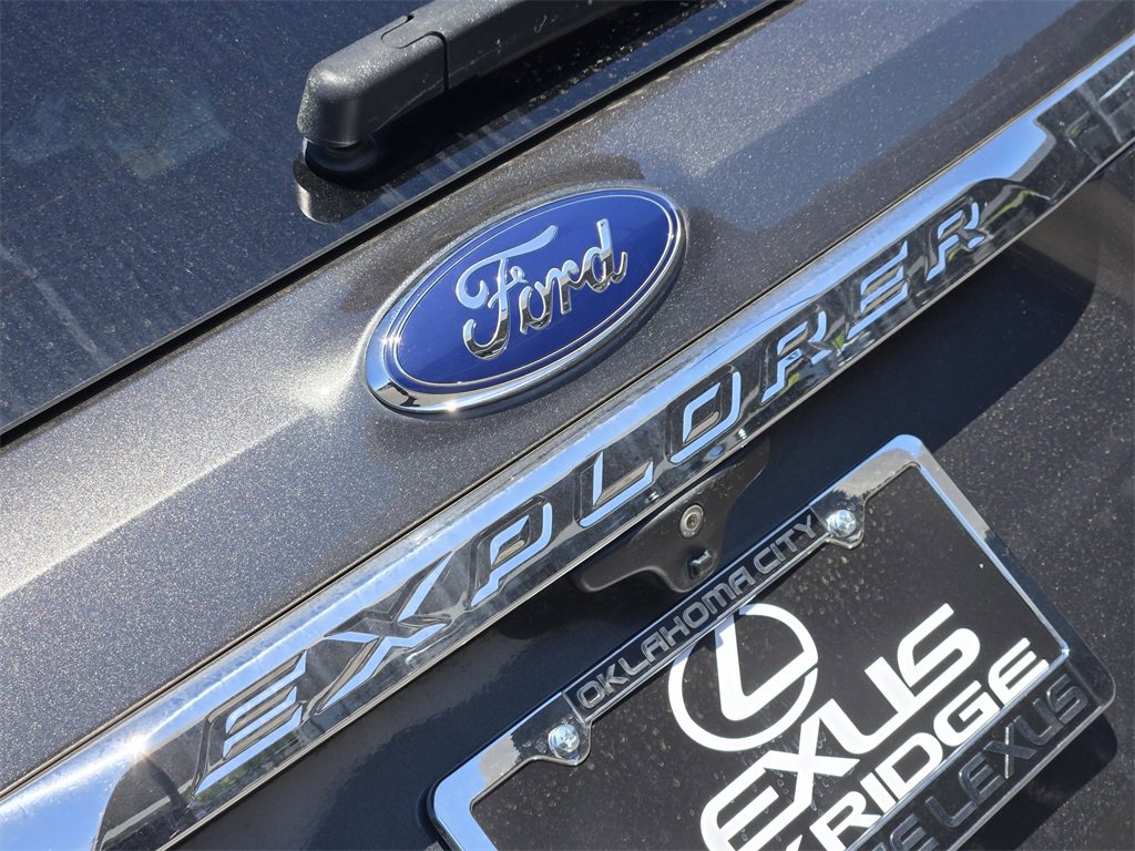 Used 2016 Ford Explorer Limited image 13