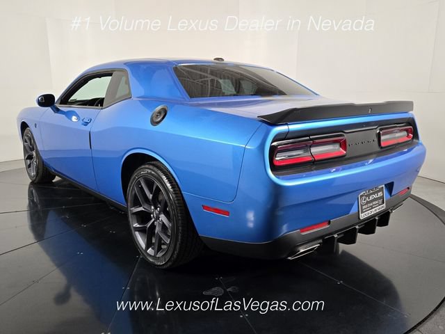 Used 2023 Dodge Challenger SXT w/ Blacktop Package RWD image 4