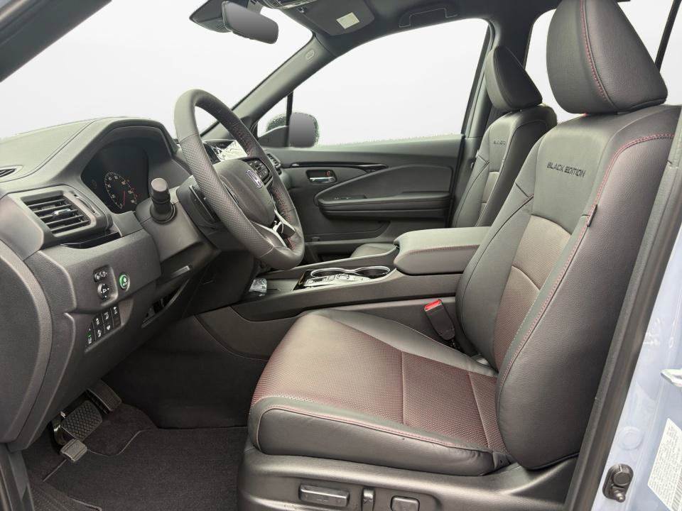 New 2026 Honda Ridgeline Black Edition image 9