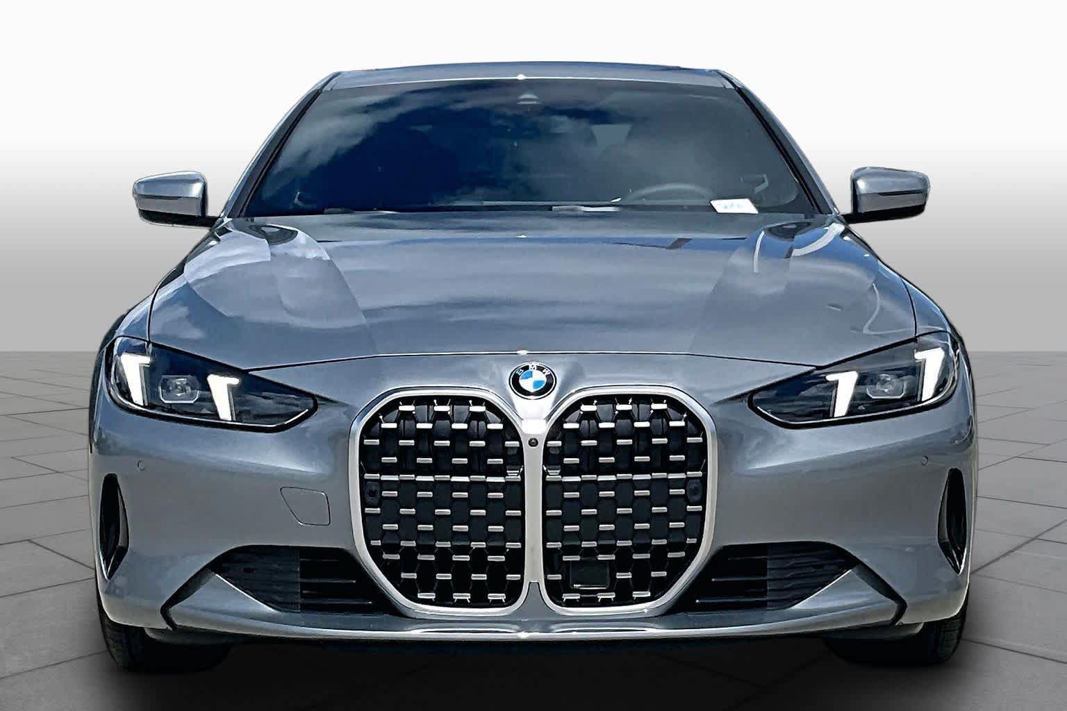 Used 2026 BMW 430i Coupe w/ Parking Assistance Package RWD image 3