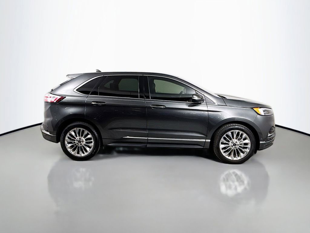 Used 2020 Ford Edge Titanium w/ Equipment Group 301A image 4