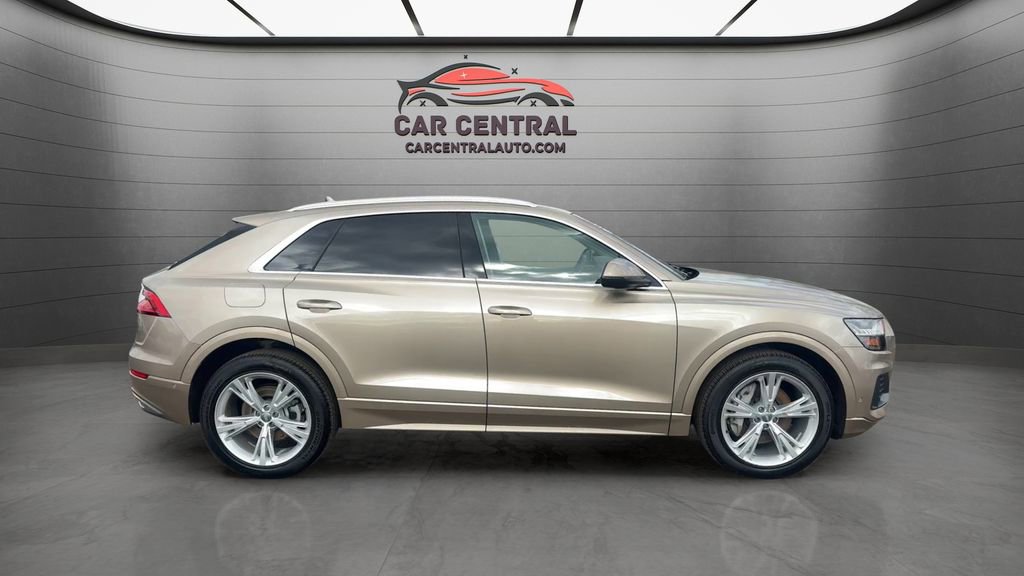 Used 2019 Audi Q8 Prestige image 6