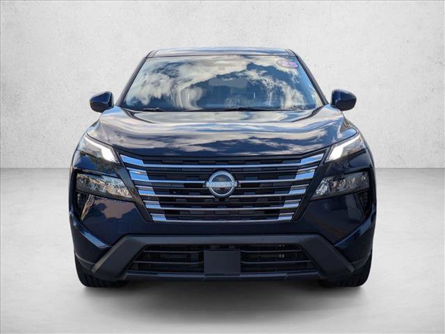 Used 2025 Nissan Rogue SV FWD image 2