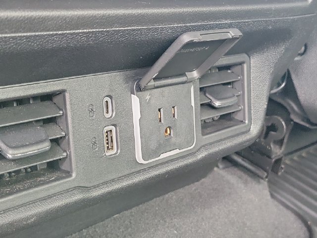 Certified 2024 Chevrolet Silverado 1500 LT AWD/4WD image 21