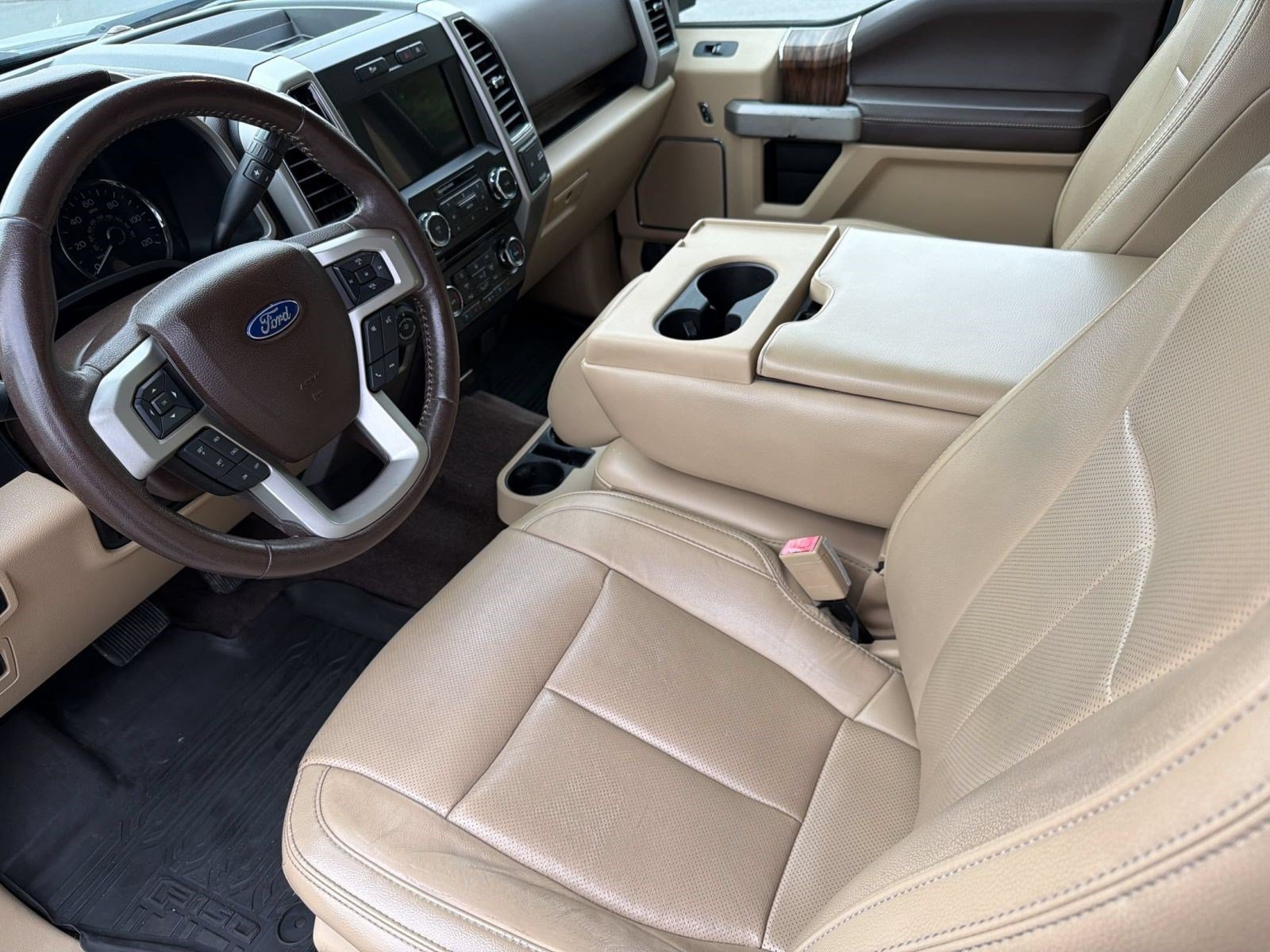 Used 2018 Ford F150 Lariat w/ Equipment Group 501A Mid AWD/4WD image 5