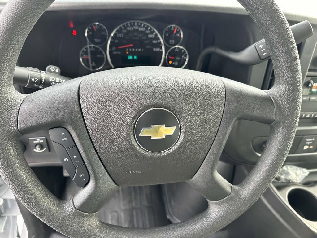 New 2024 Chevrolet Express 4500 w/ Power Convenience Package RWD image 7