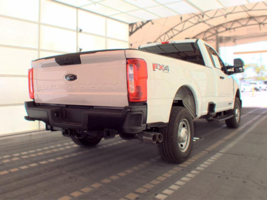 Used 2025 Ford F250 XL w/ FX4 Off-Road Package AWD/4WD image 3