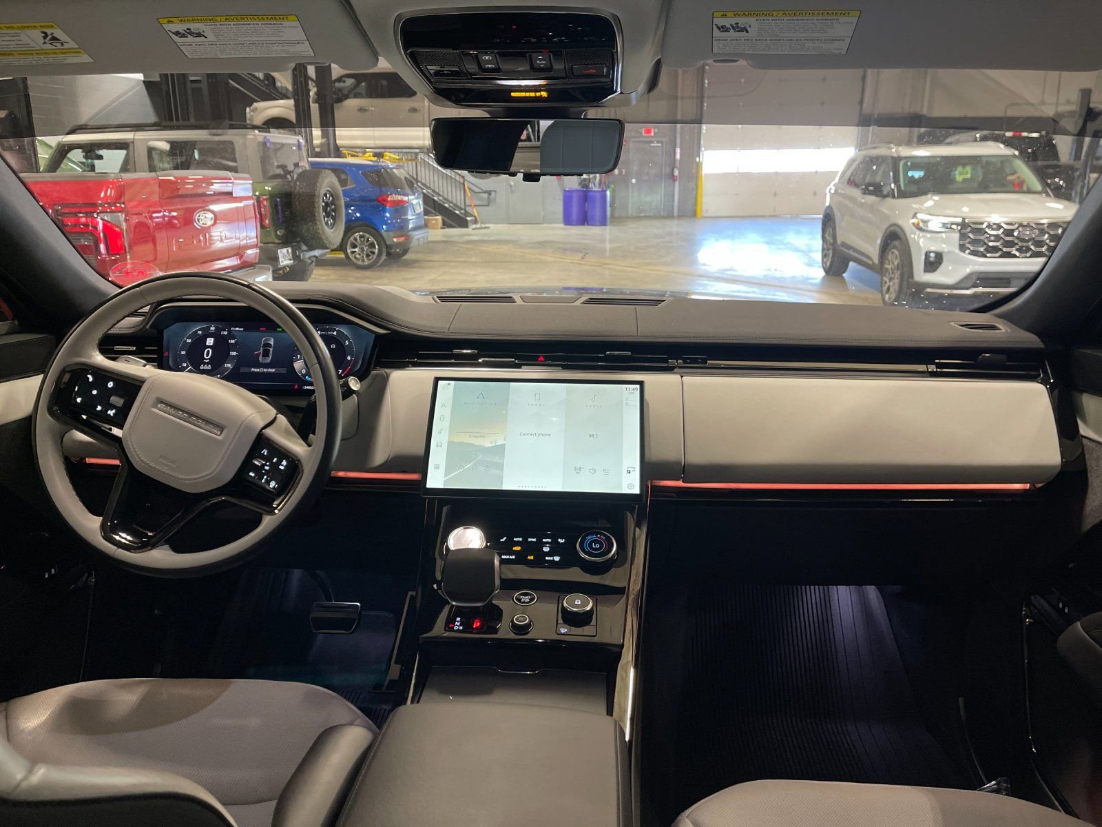 Used 2023 Land Rover Range Rover Sport SE Dynamic image 15