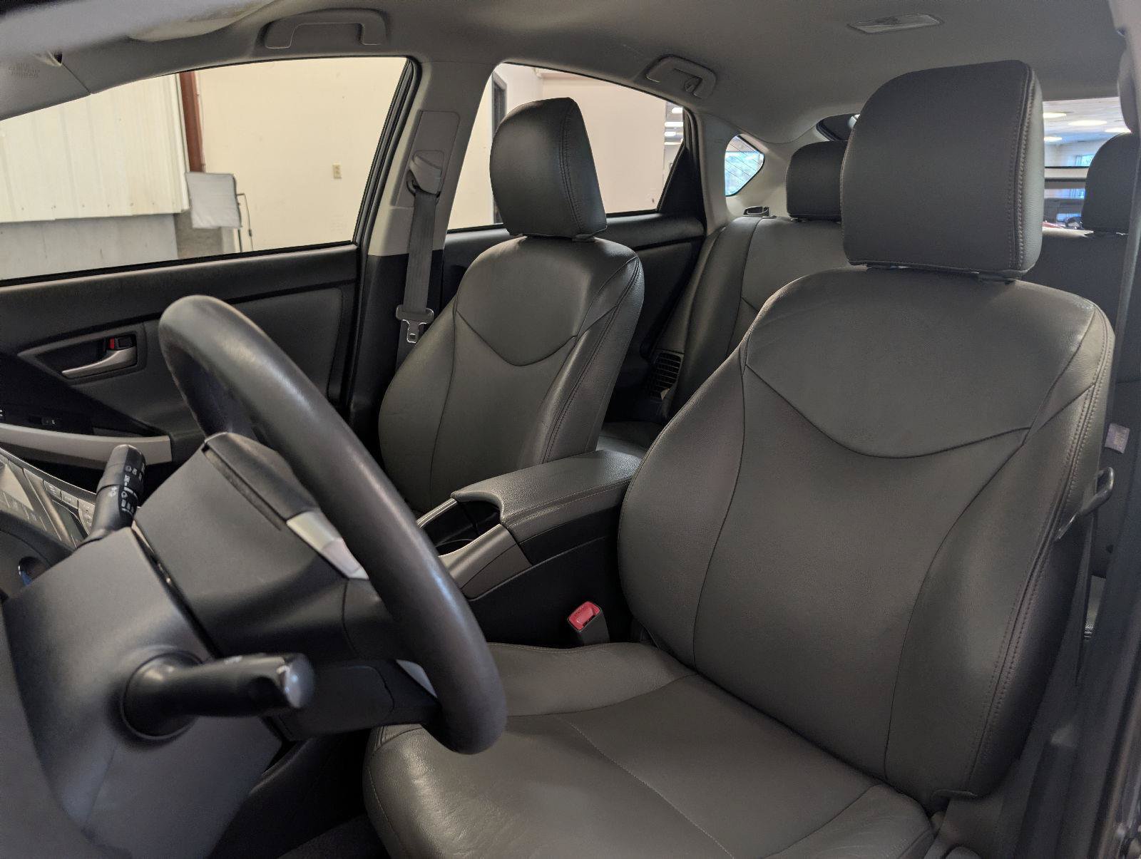 Used 2012 Toyota Prius Two FWD image 3