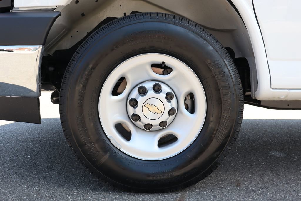 New 2025 Chevrolet Express 2500 w/ Driver Convenience Package image 20