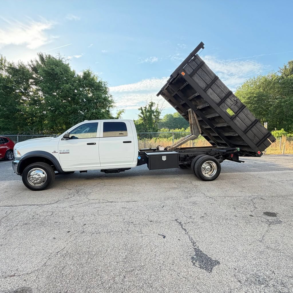 Used 2017 RAM 5500 Crew Cab Tradesman w/ Ambulance Prep Group RWD image 15