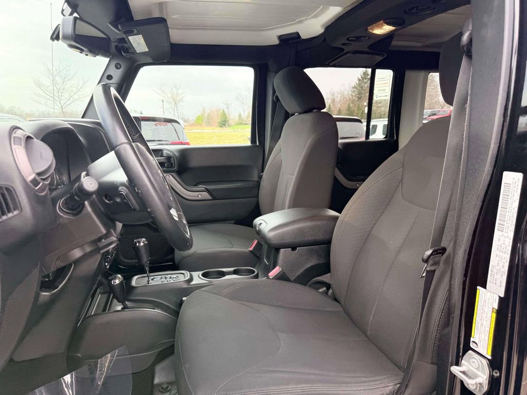 Used 2018 Jeep Wrangler Unlimited Sport S image 14