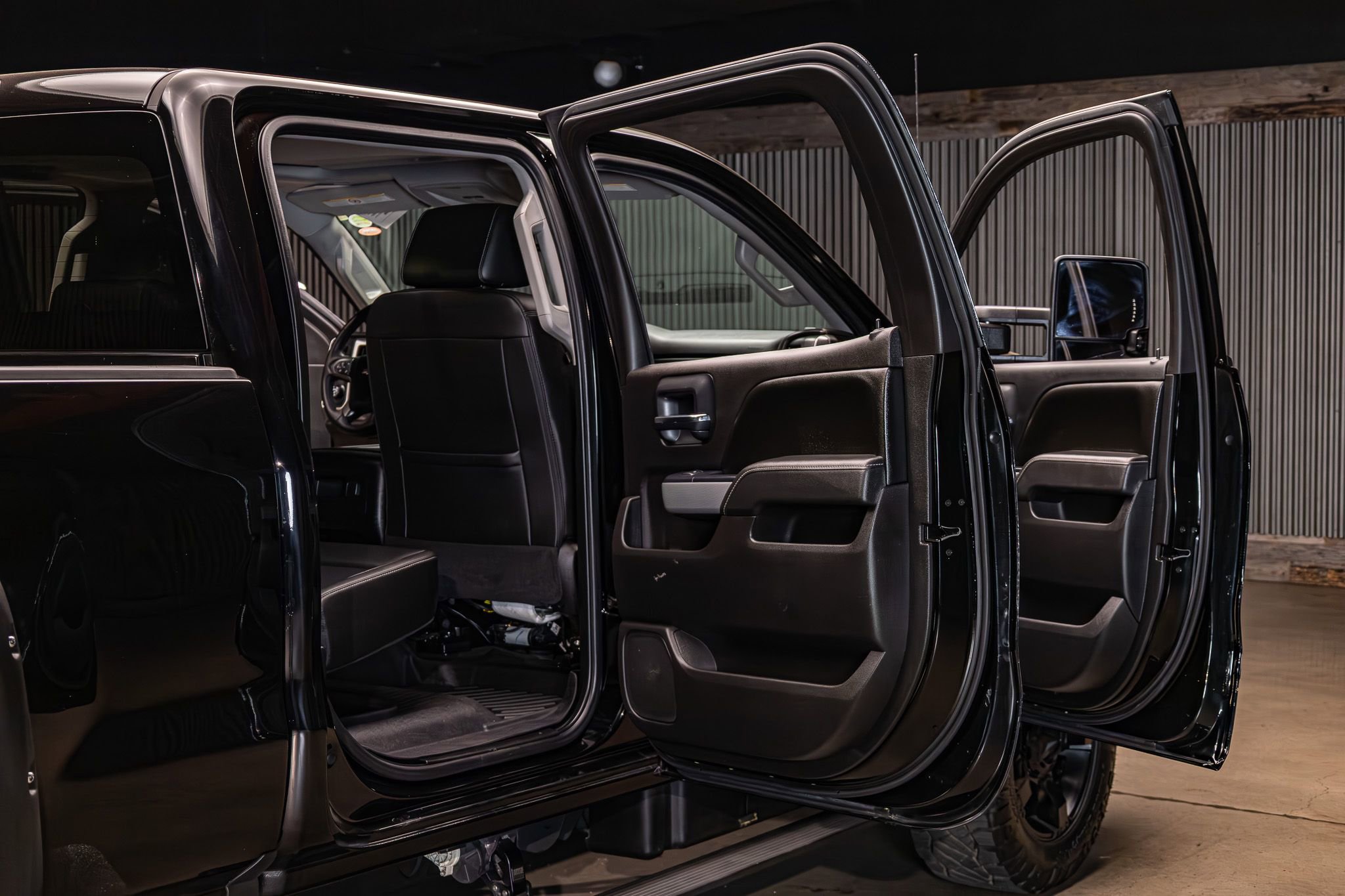 Used 2016 Chevrolet Silverado 2500 LTZ w/ Duramax Plus Package image 28